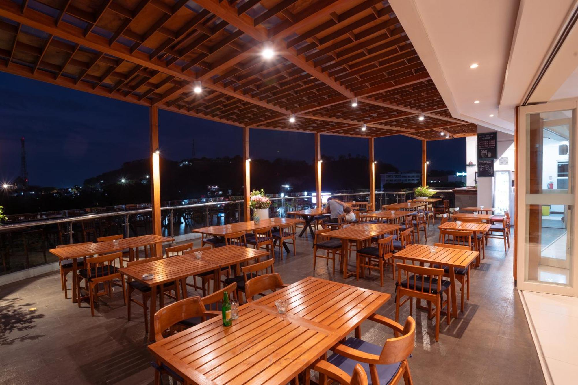 Zasgo Hotel Labuan Bajo Extérieur photo
