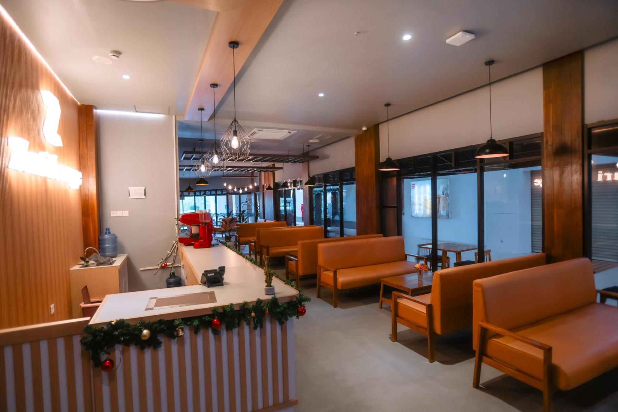 Zasgo Hotel Labuan Bajo Extérieur photo